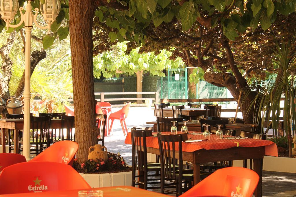 Hostal Braseria Tivissa Kültér fotó